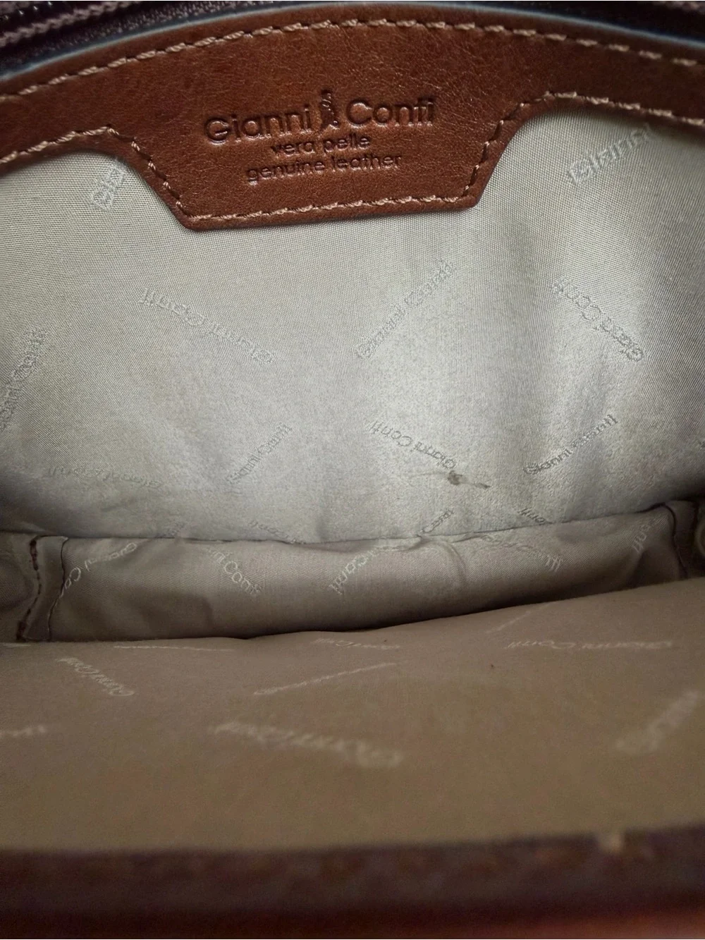 NEW Gianni Conti Italian Leather Embossed Floral Compartment Crossbody Saddle